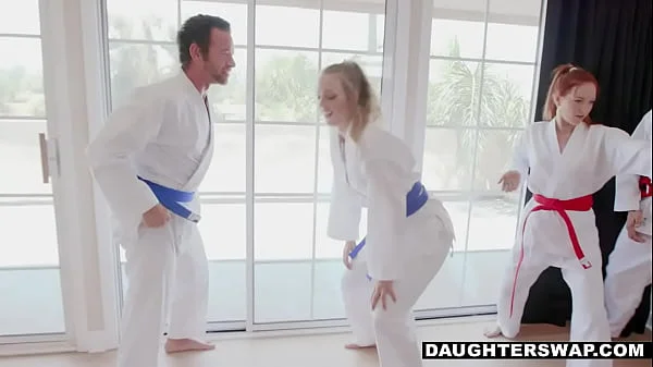 Tamilische Audio-Sexgeschichte – Unga mulai super ah irukkumma Pakuthi 16 – Animiertes Cartoon-3D-Pornovideo mit Solo-Spaß eines indischen Mädchens