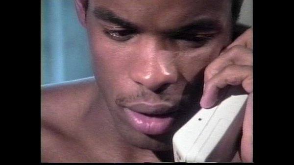 Vca Gay – Schwarzes Leder, weiße Nieten – Szene 4